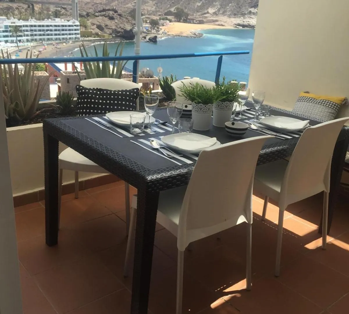 Apartment Mogan Pearl - Pool - Double Terrace - Ocean View - Beach - Wifi - Wonderful Complex - Free Digital Travel Guide Playa Del Cura  Spain